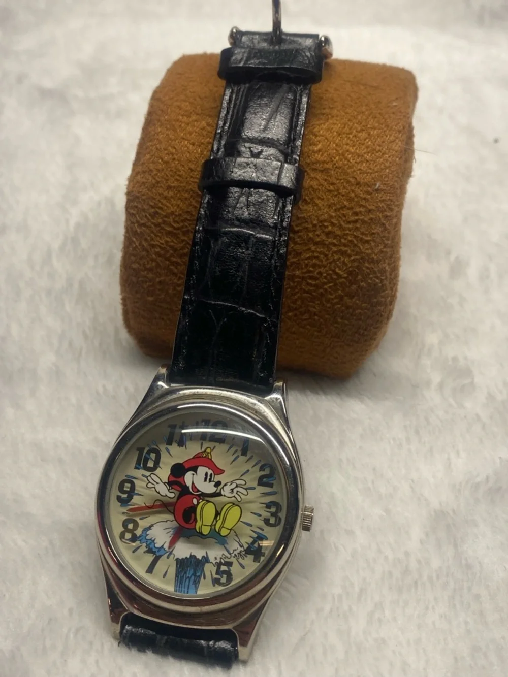 Disney Mickey Mouse Fireman Fire Brigade Animated Watch 35mm New Battery
